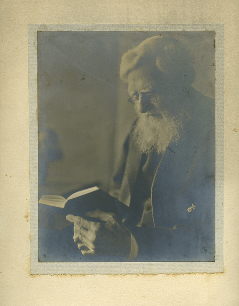 Alfred russel wallace photo with book alfred russel wallace photo with book